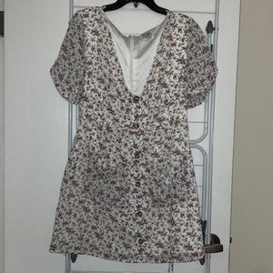 Sabo Skirt Floral Dress with front Pockets Size Large